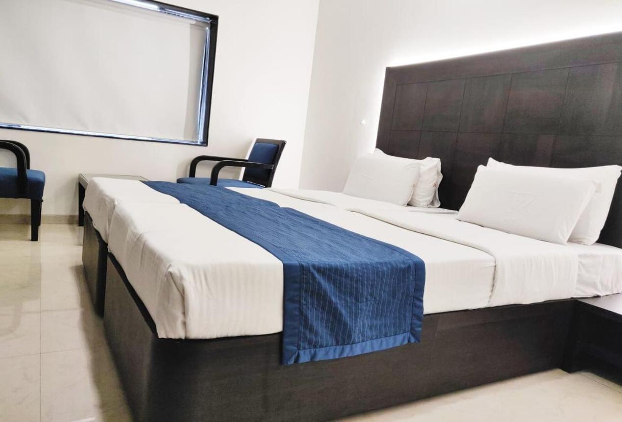 Sukh Hotel Bombay Extérieur photo