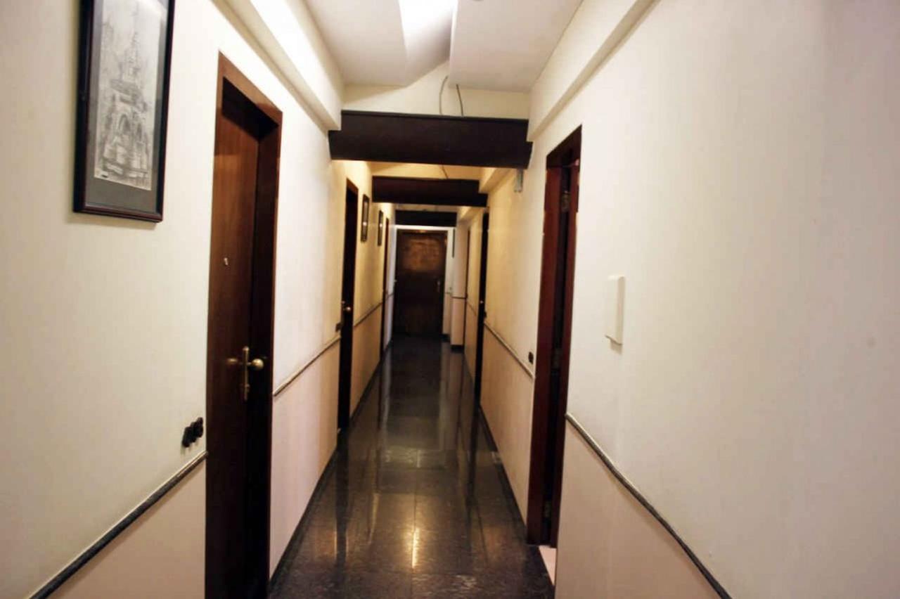 Sukh Hotel Bombay Extérieur photo